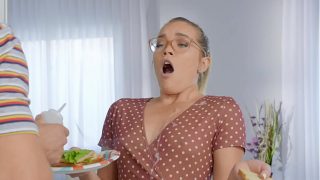 Brazzers mom – Stepmom Likes His Cock In The Kitchen