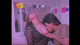 Mallu actress madalasa boob sucked