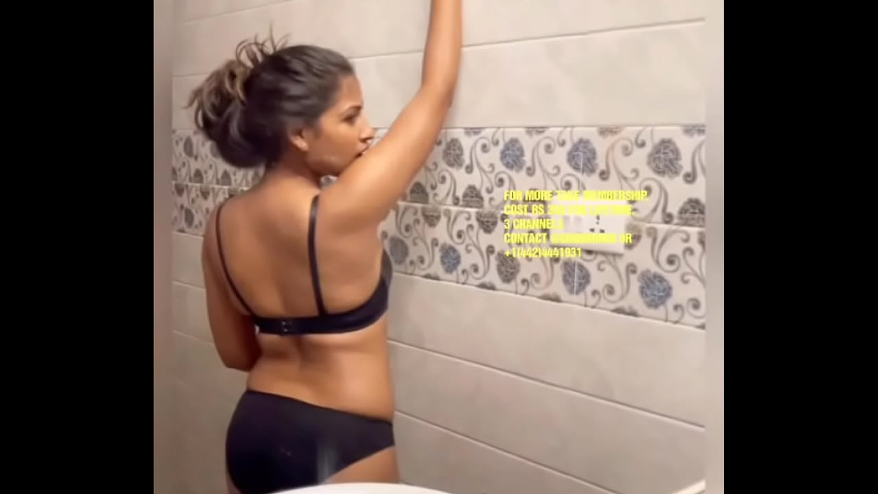 1280px x 720px - Anjali gaud nude taking bath - Nangi Videos