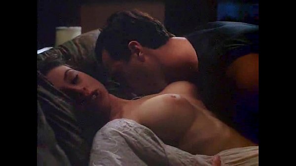 Alyssa Milano’s Nude Boobs