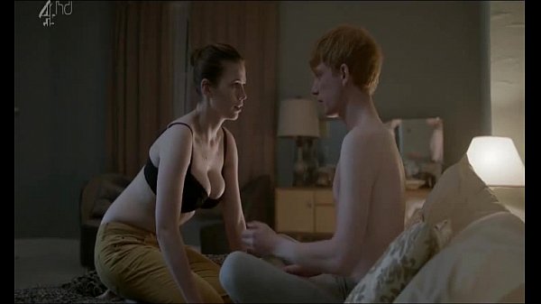 Hayley Atwell boobs in Black Mirror