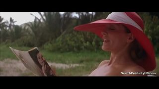 Rene Russo nude in The Thomas Crown Affair