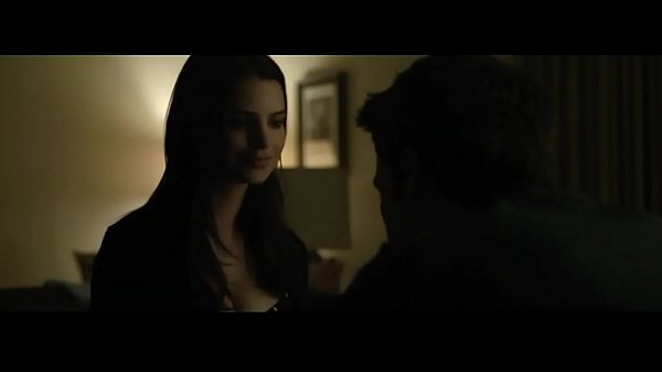 Emily Ratajkowski nude in Gone Girl