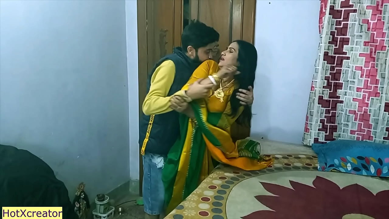 Indian Milf aunty getting horny for sex