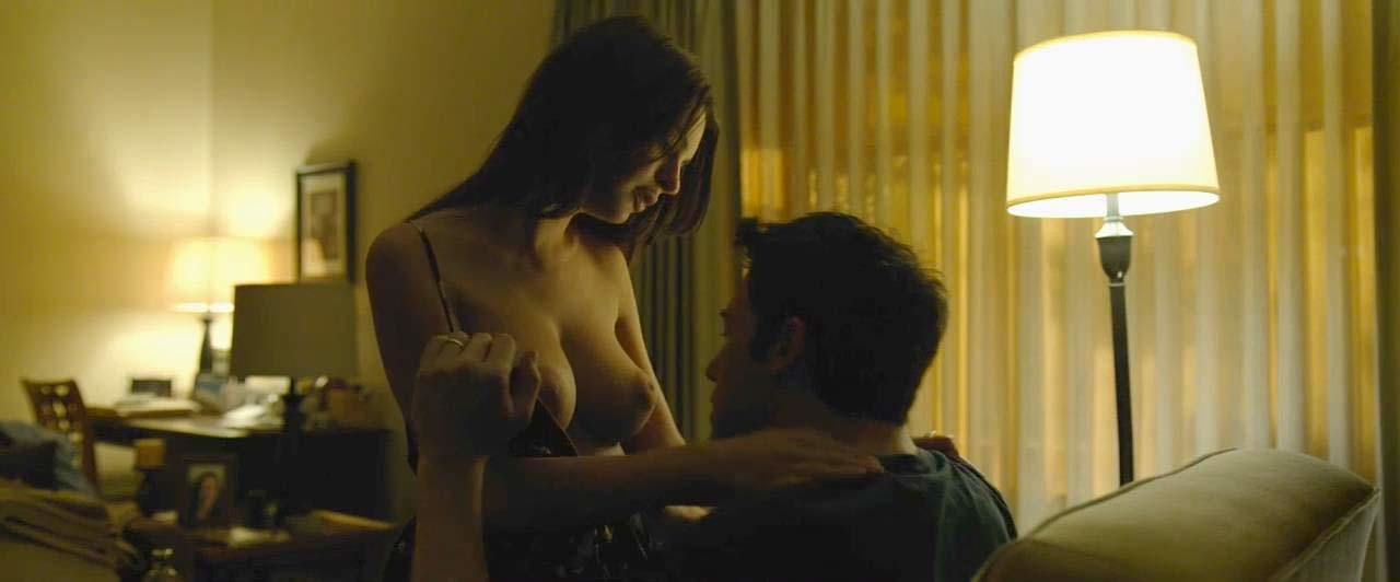 Emily Ratajkowski tits sucked