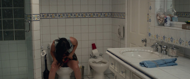 Awkwafina nude scene – Dude (2018)