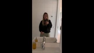 Sophietsxo nude leaked trans mirror masturbation