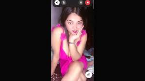 Meenu Tango Live Showing Big Boobs With Full Face