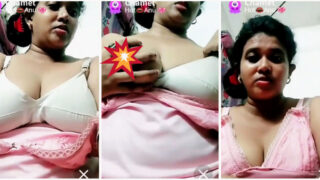 Horny Anu Nude Teasing Her Big Boobs chamet live