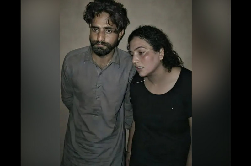 Pakistani Umairi Nude Blowjob and Fucking Viral Video Moaning Hard