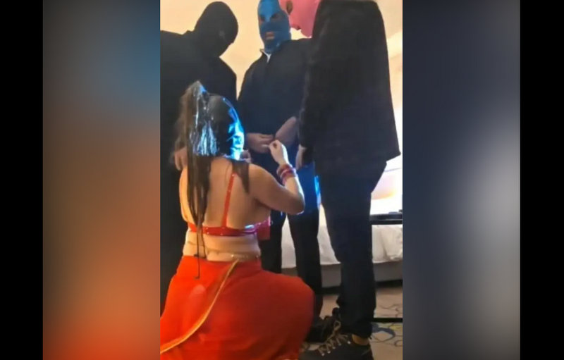 Pankhuri Kunal Trending Foursome Live Sex with Multiple Men