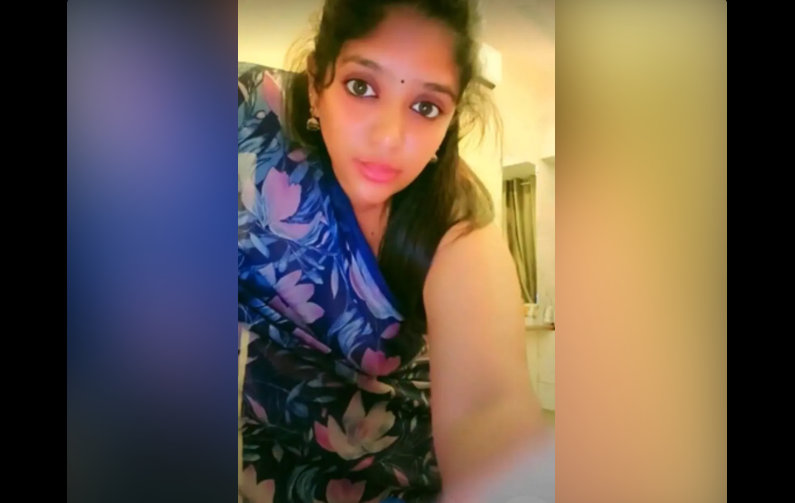 Telugu Milf Anu Nude Live Teases Her Big Boobs And Shakes Her Huge Ass On A Cam Show