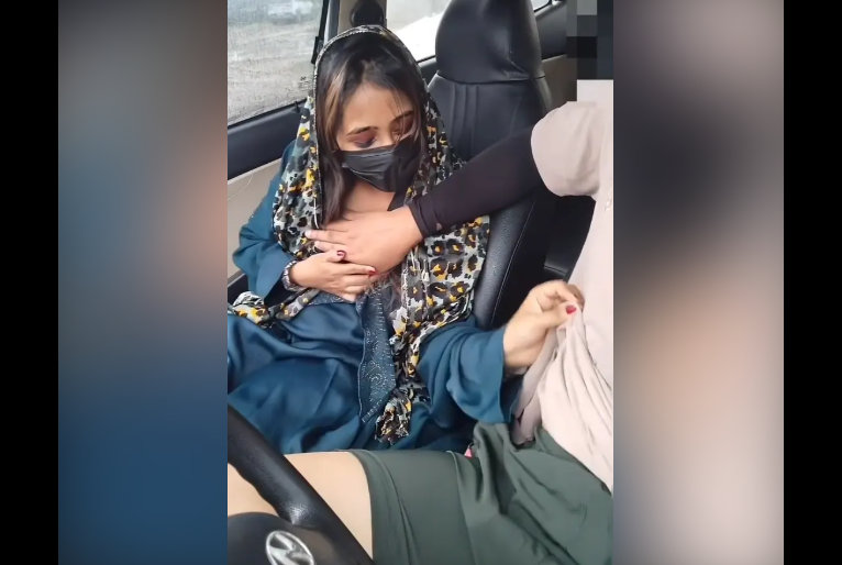 Desi Muslim Bhabhi nude viral car blowjob & letting suck big boobs