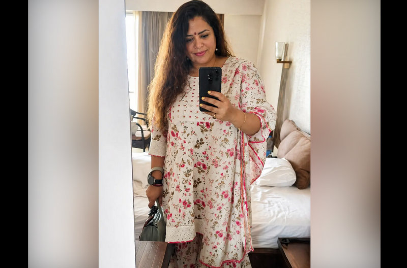 Sapna Sappu Nude Hot Romantic Kissing With A Co-Actor