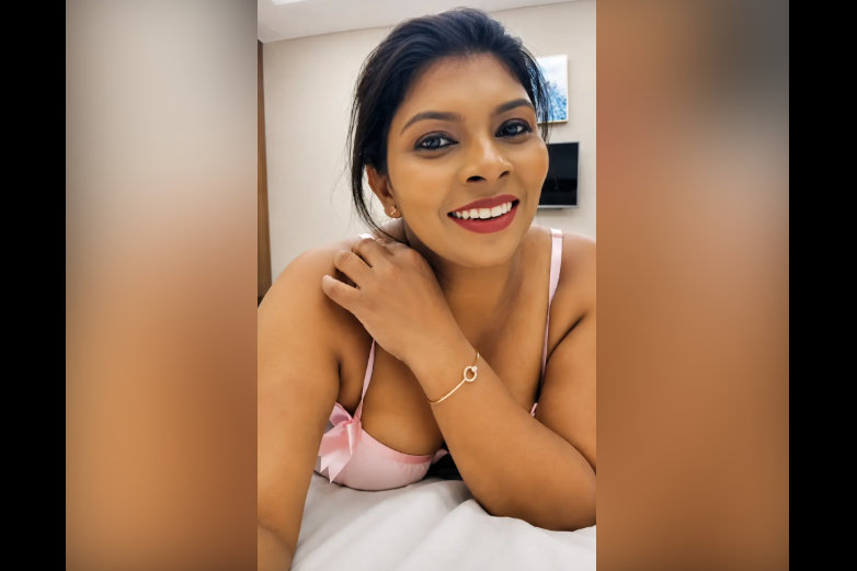 Nandana Krishnan Nude Leaked Getting Big Boobs Pressed And Nipples Pinched By Boyfriend On Cam